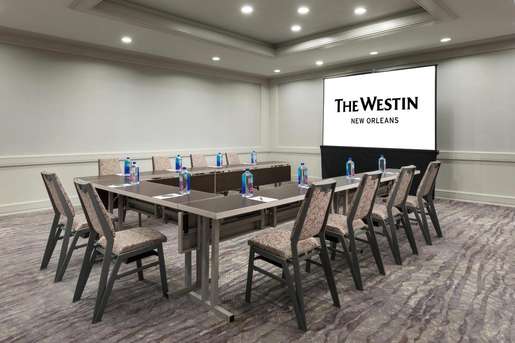 The Westin New Orleans Hotel Exterior photo