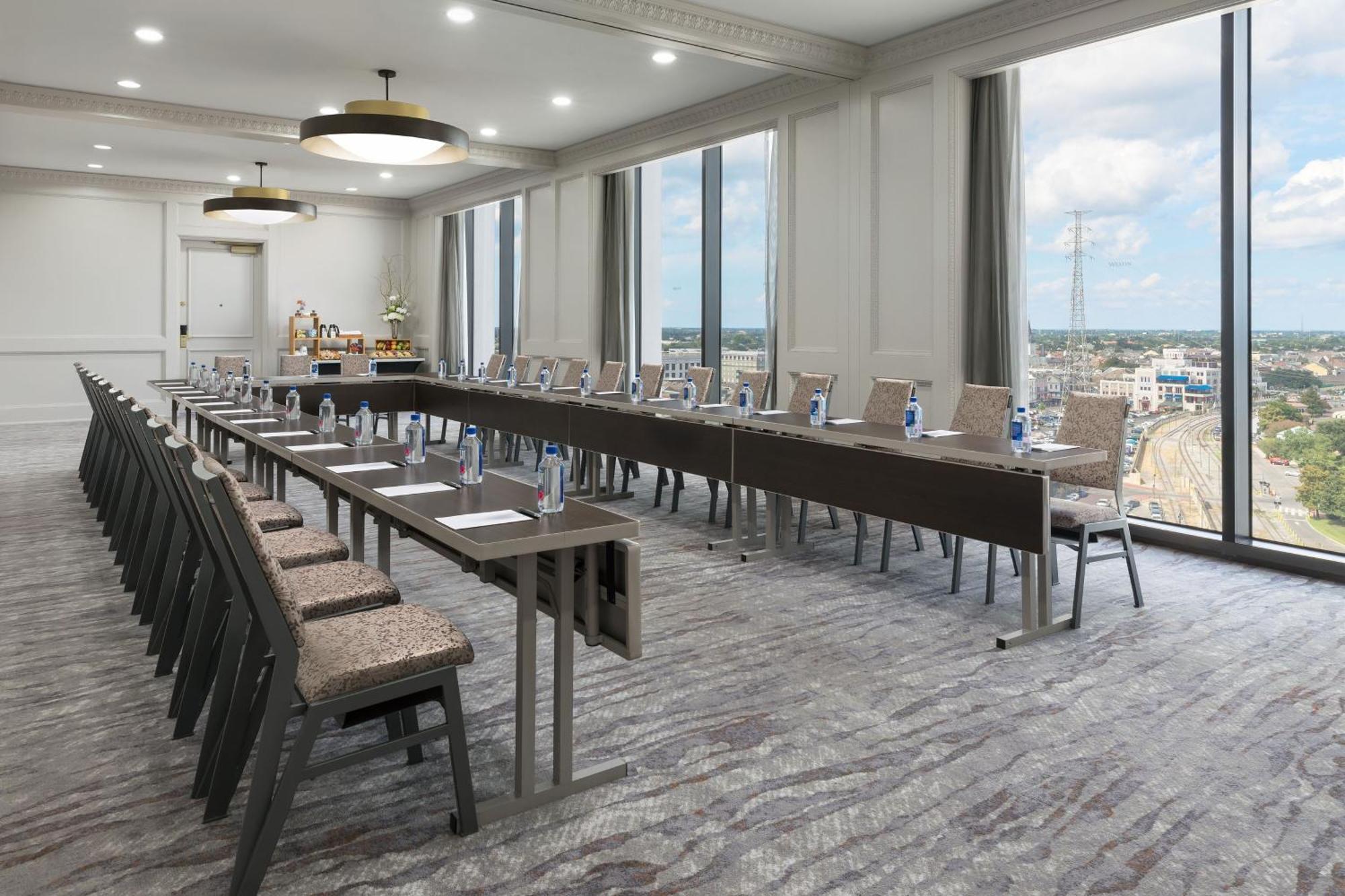 The Westin New Orleans Hotel Exterior photo
